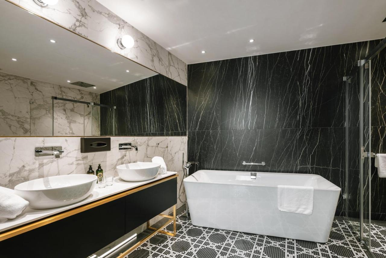 Hotel Ferreus Modern Art Deco Krakov Exteriér fotografie Bathroom