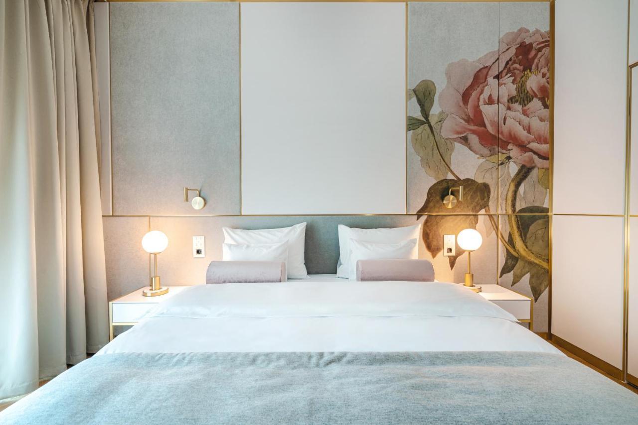 Hotel Ferreus Modern Art Deco Krakov Exteriér fotografie A bedroom at the hotel