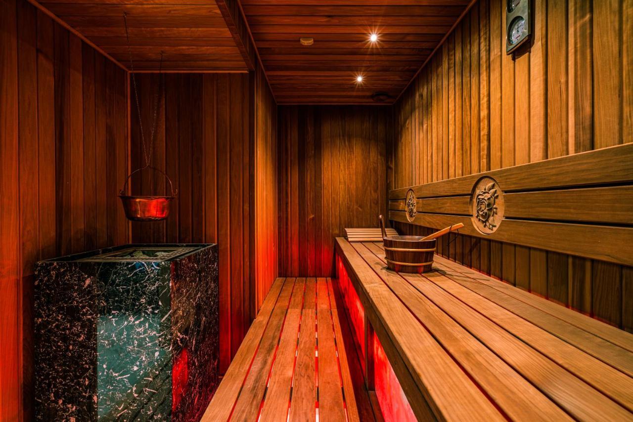 Hotel Ferreus Modern Art Deco Krakov Exteriér fotografie A Finnish sauna