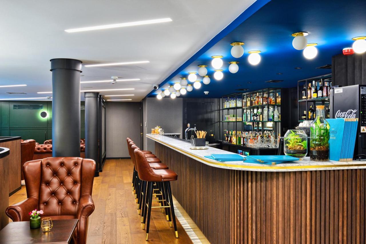 Hotel Ferreus Modern Art Deco Krakov Exteriér fotografie The bar at the 2018 London Design Festival